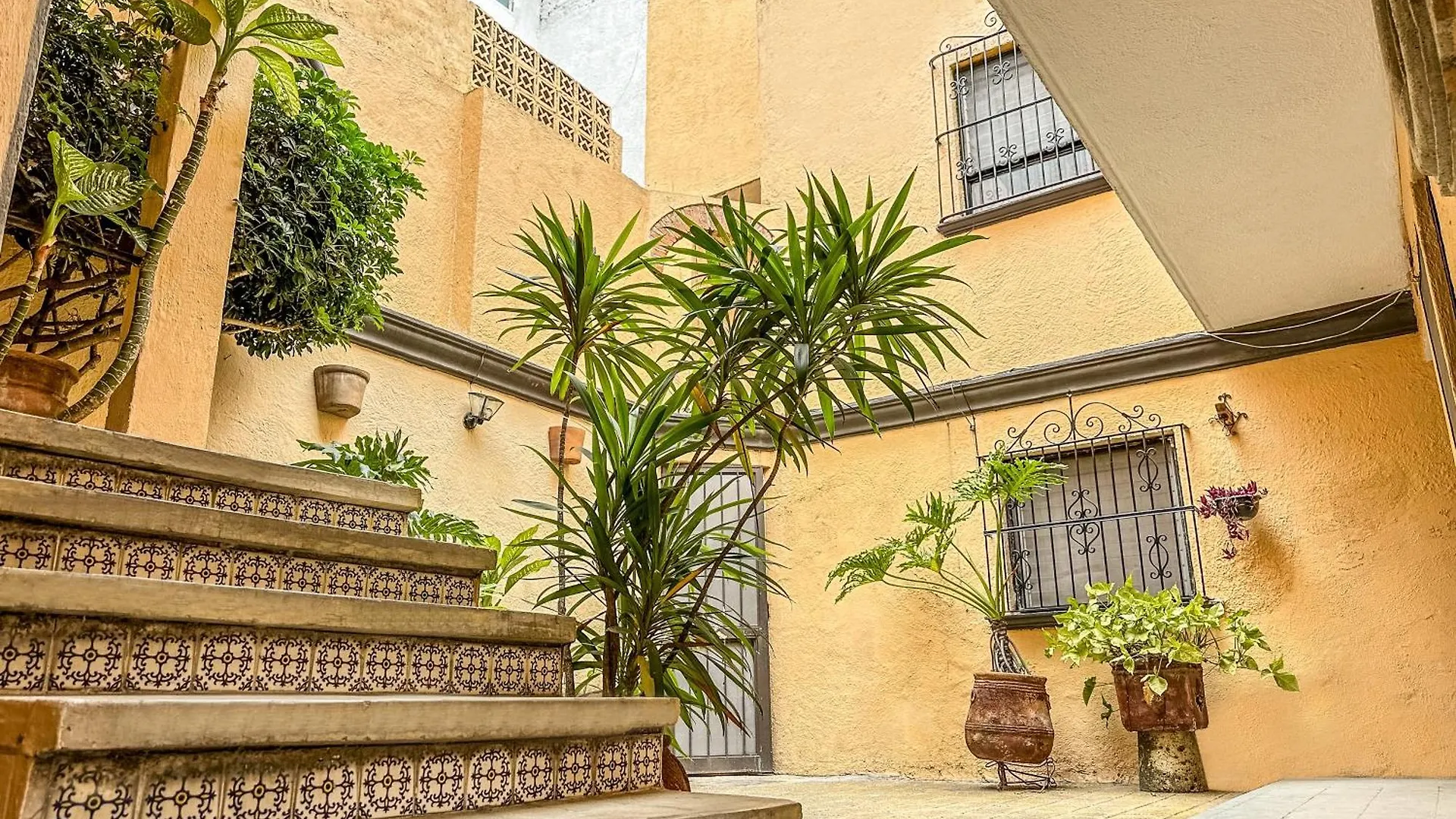 Apartamento Suite/ terraza en la glorieta chapalita Guadalajara